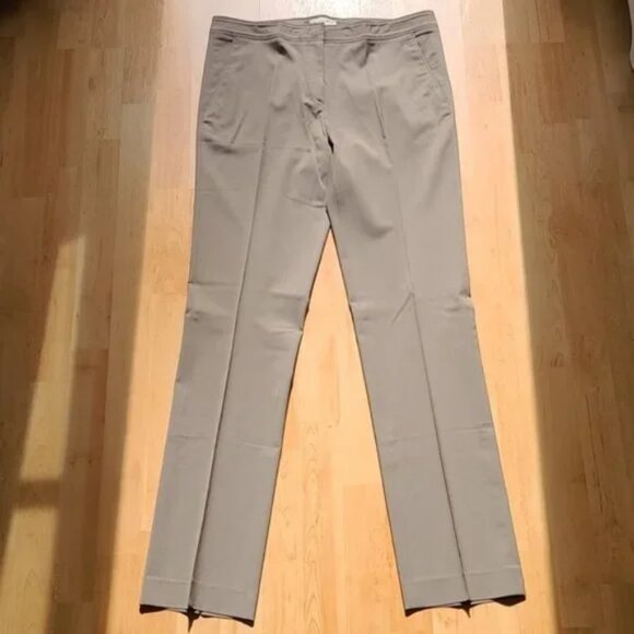 🎉 *Like New* Burberry straight leg Slacks 🎉